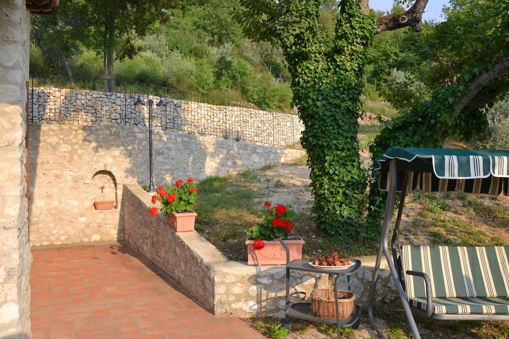 Agriturismo Istrice Innamorato Campello sul Clitunno Phòng bức ảnh