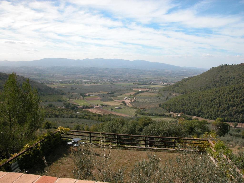 Agriturismo Istrice Innamorato Campello sul Clitunno Ngoại thất bức ảnh